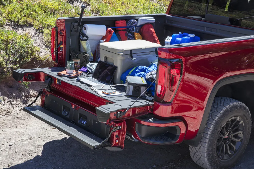Multipro tailgate