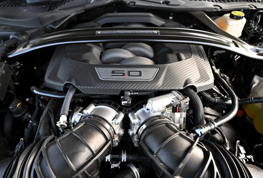 5.0 liter V8