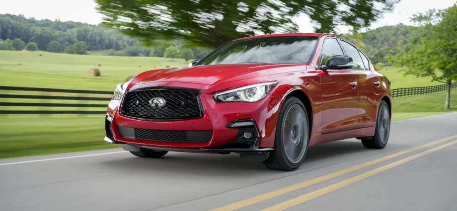 Infiniti Q50S Red Sport 001 5