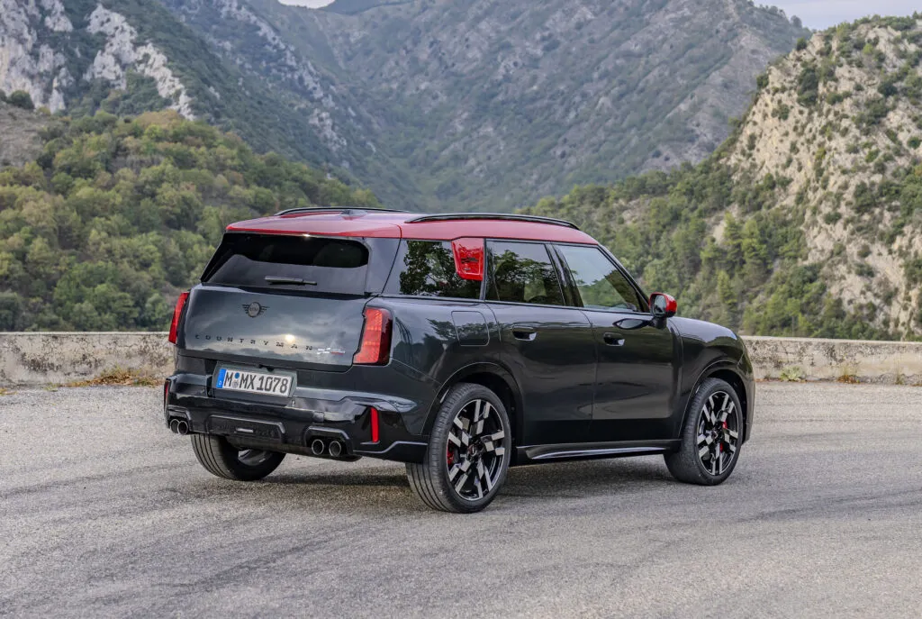 Countryman rear view
